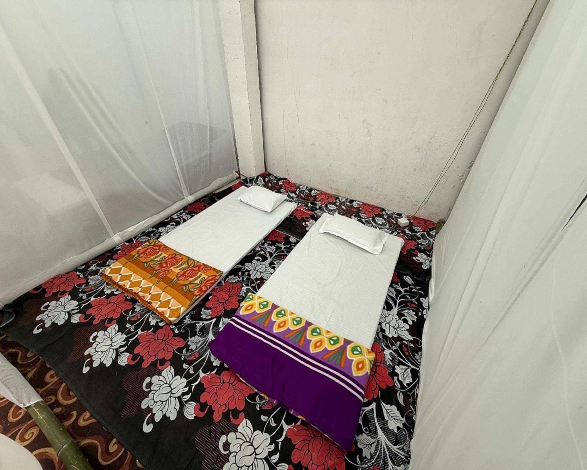 Arail Tent City Kumbh Cottage Mahakumbh -Near Arail Ghat And Naini Station Prayagraj Exterior photo