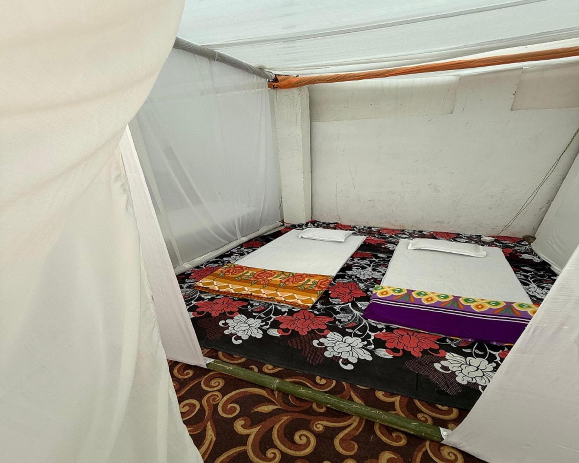 Arail Tent City Kumbh Cottage Mahakumbh -Near Arail Ghat And Naini Station Prayagraj Exterior photo